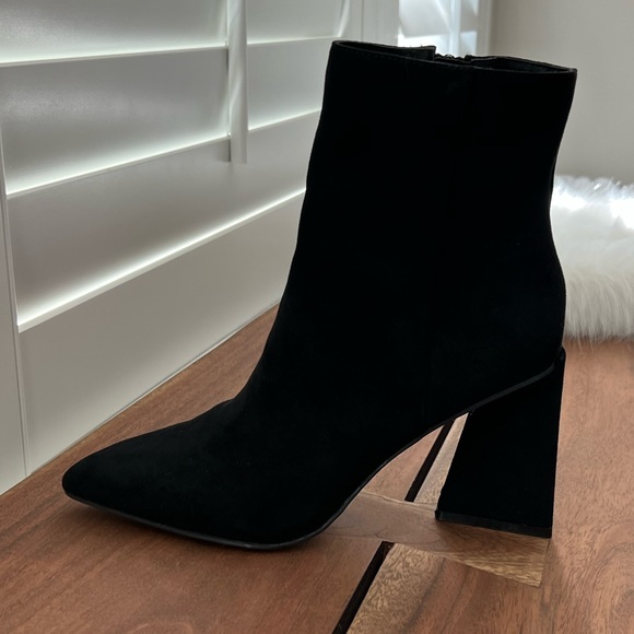 BAR III Asya Flared Booties - Picture 9 of 10